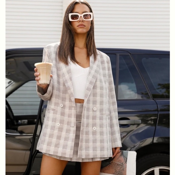 LIONESS Wyoming Oversized Plaid Double Breasted Blazer NEW - Picture 1 of 12